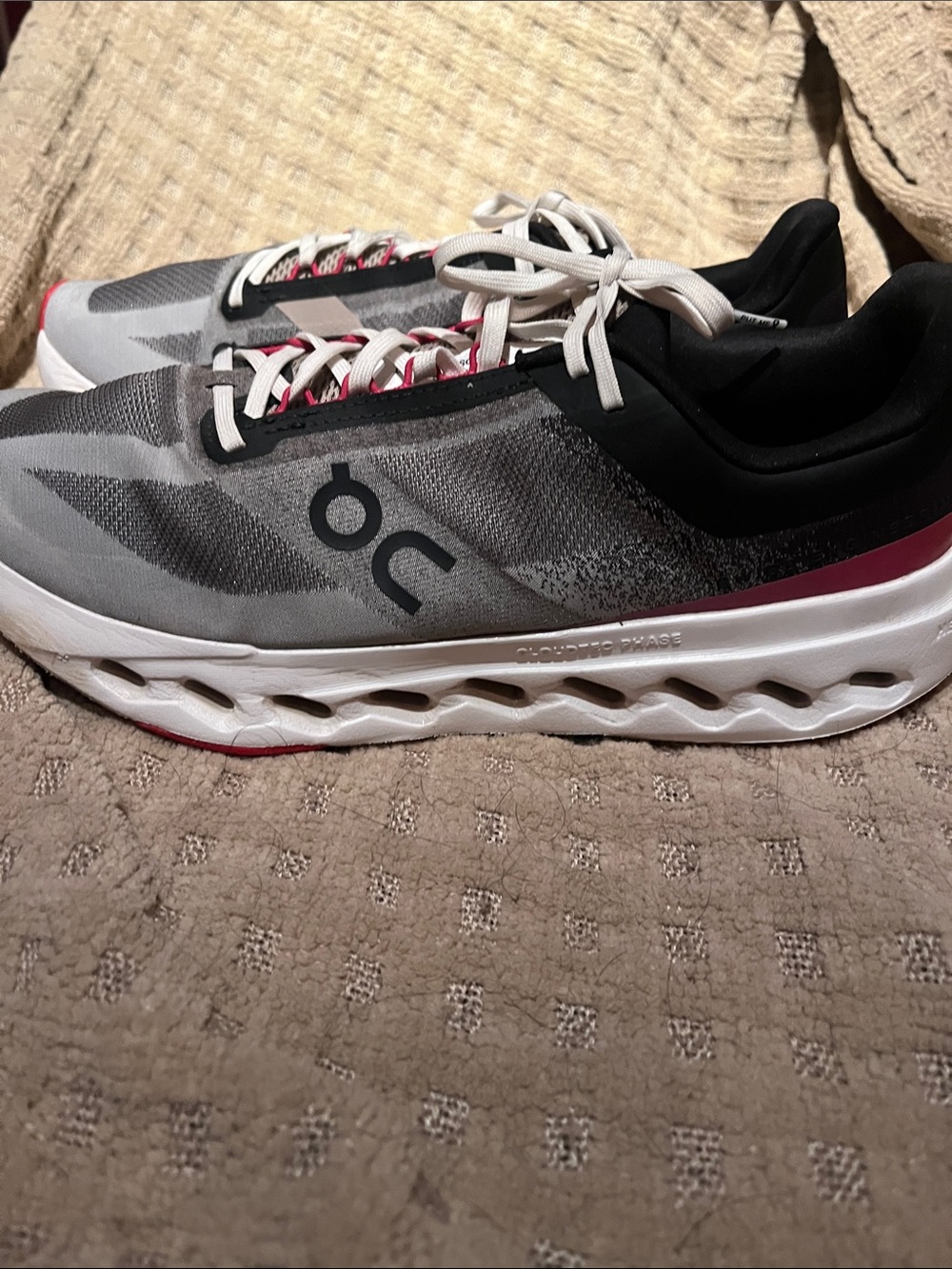 On running cloud surfer men’s